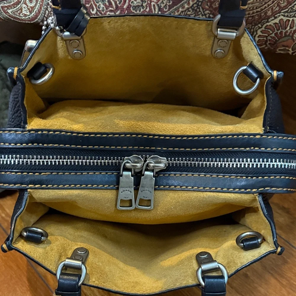 Coach Rogue 25 with Beatnik Rivets - Picture 2 of 16